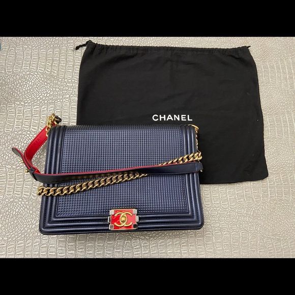 RARE 🦄 🔥 Limited Edition Chanel cube boy bag JUMBO - Picture 14 of 14